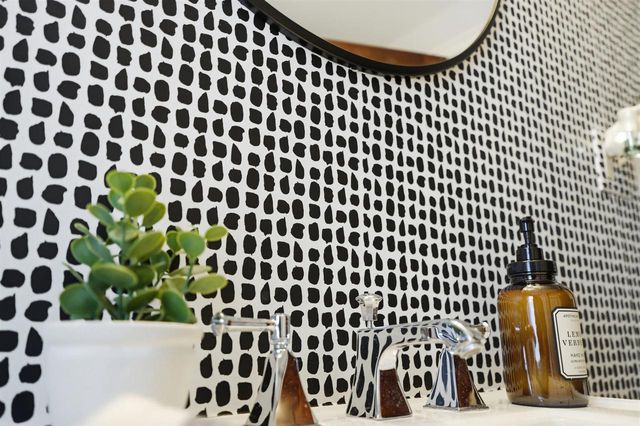 614 E GRANT STREET, Appleton, WI 54911