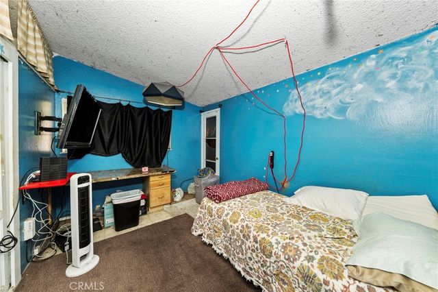 526 Nottingham Avenue, Santa Ana, CA 92703