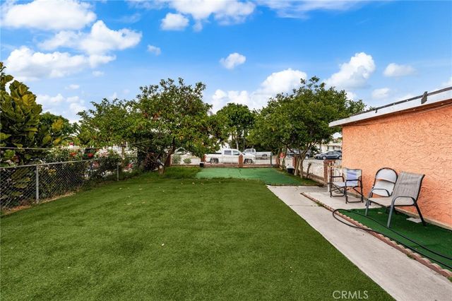 526 Nottingham Avenue, Santa Ana, CA 92703