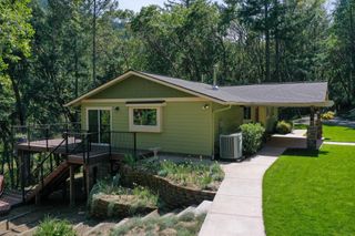 3200 Anderson Creek Road, Talent, OR 97540
