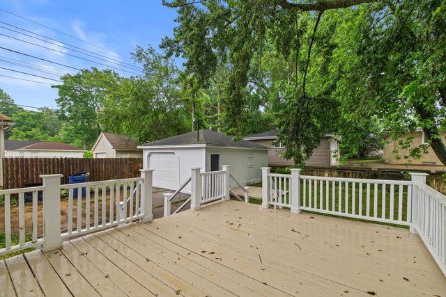 2109 Rupert BOULEVARD, Racine, WI 53405