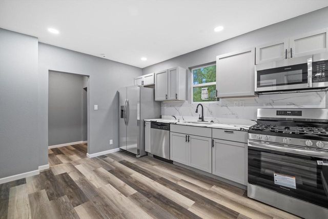 2109 Rupert BOULEVARD, Racine, WI 53405