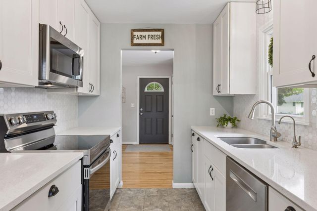 2510 Oregon Avenue S, Saint Louis Park, MN 55426