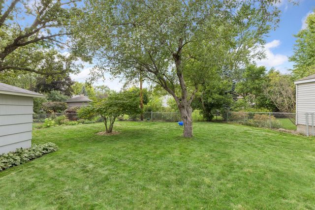 2510 Oregon Avenue S, Saint Louis Park, MN 55426