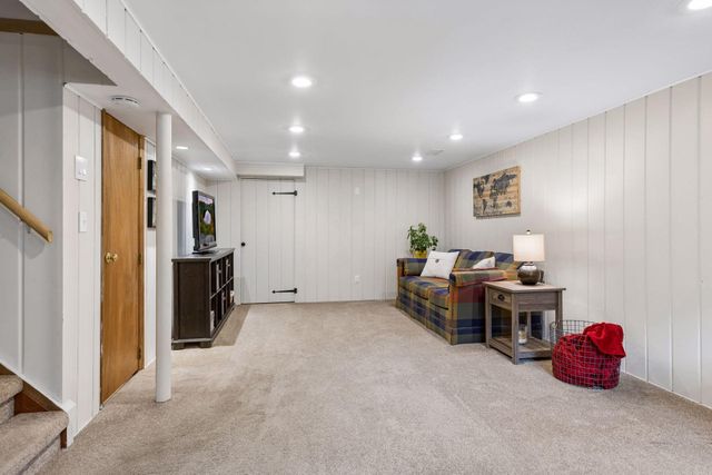 2510 Oregon Avenue S, Saint Louis Park, MN 55426