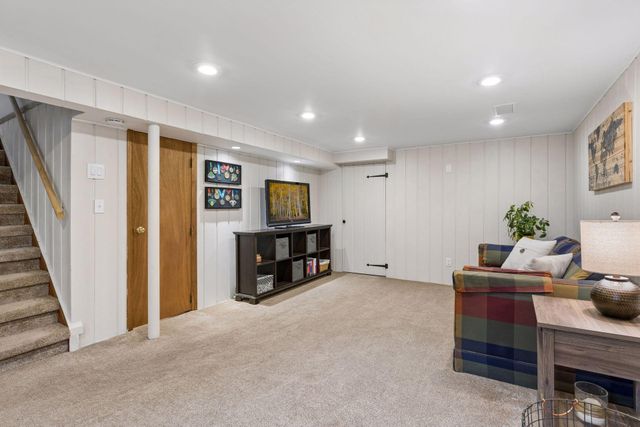 2510 Oregon Avenue S, Saint Louis Park, MN 55426