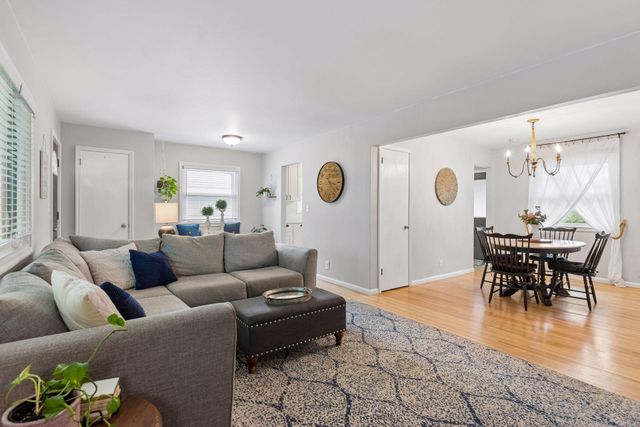 2510 Oregon Avenue S, Saint Louis Park, MN 55426