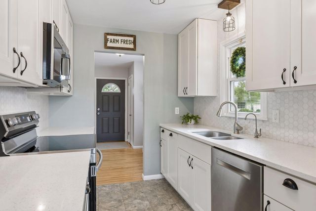 2510 Oregon Avenue S, Saint Louis Park, MN 55426