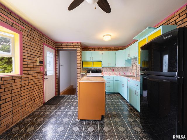 2283 KNOLLAIRE Drive, Washington, IL 61571
