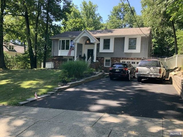 139 Ridge Avenue, Park Ridge, NJ 07656