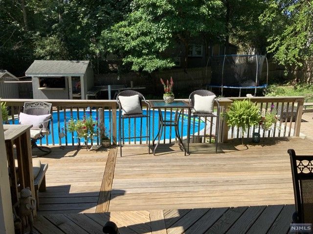 139 Ridge Avenue, Park Ridge, NJ 07656