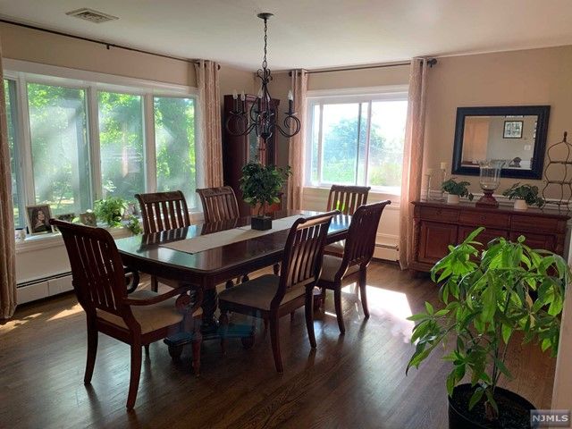 139 Ridge Avenue, Park Ridge, NJ 07656