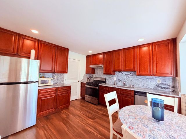 918 Plymouth Road, North Brunswick, NJ 08902