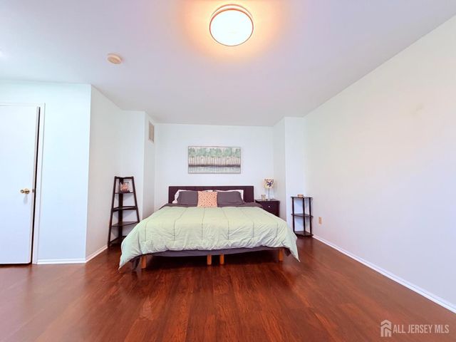 918 Plymouth Road, North Brunswick, NJ 08902