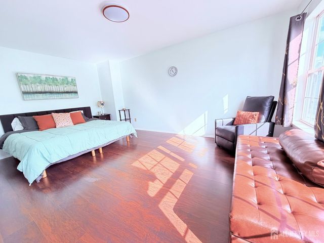 918 Plymouth Road, North Brunswick, NJ 08902