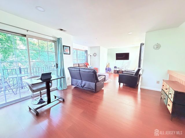 918 Plymouth Road, North Brunswick, NJ 08902