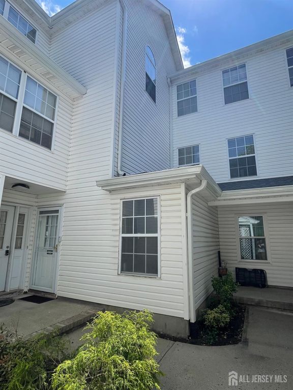 918 Plymouth Road, North Brunswick, NJ 08902