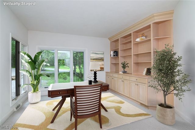 13540 Ledgebrook Lane, Chagrin Falls, OH 44022