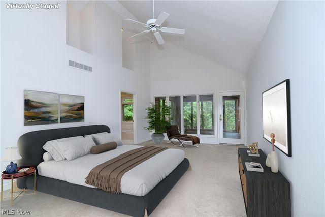 13540 Ledgebrook Lane, Chagrin Falls, OH 44022