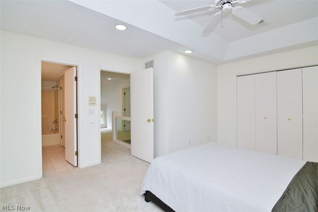13540 Ledgebrook Lane, Chagrin Falls, OH 44022
