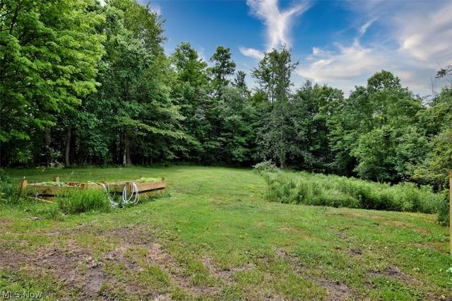 13540 Ledgebrook Lane, Chagrin Falls, OH 44022