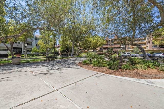 444 Piedmont Avenue 216, Glendale, CA 91206
