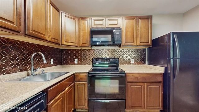 12 Carnaby Street B, Wappingers Falls, NY 12590