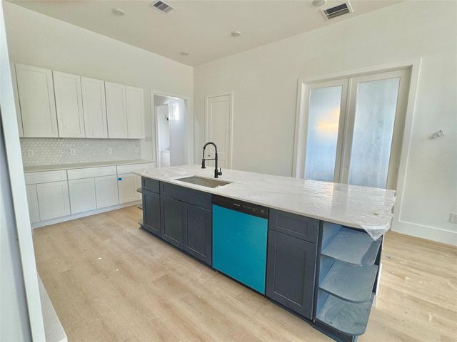 13523 Lakecrest Drive, Cypress, TX 77429