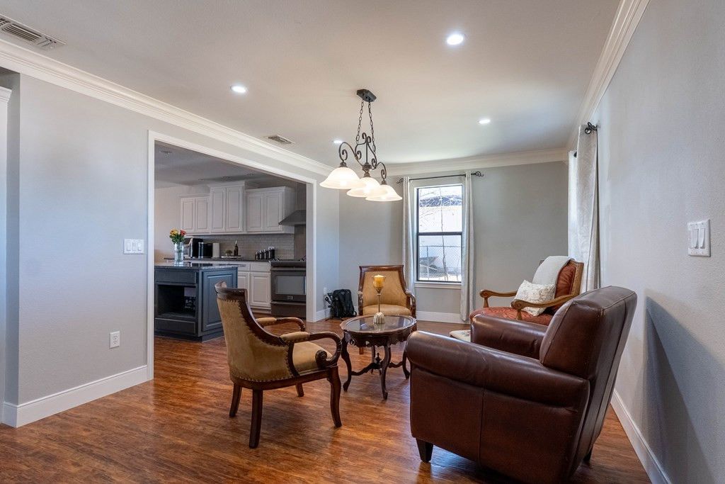 Image 3 of property listing at 2029 American Legion Road, San Angelo, TX 76904