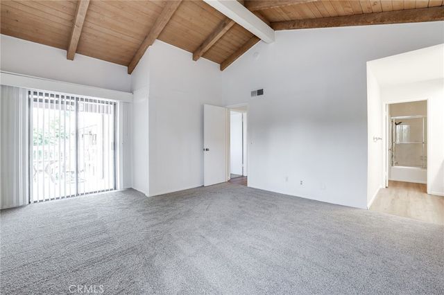 21372 Brookhurst 121, Huntington Beach, CA 92646