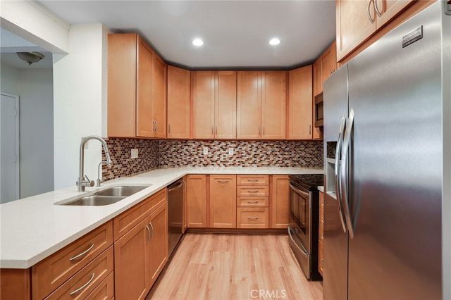 21372 Brookhurst 121, Huntington Beach, CA 92646
