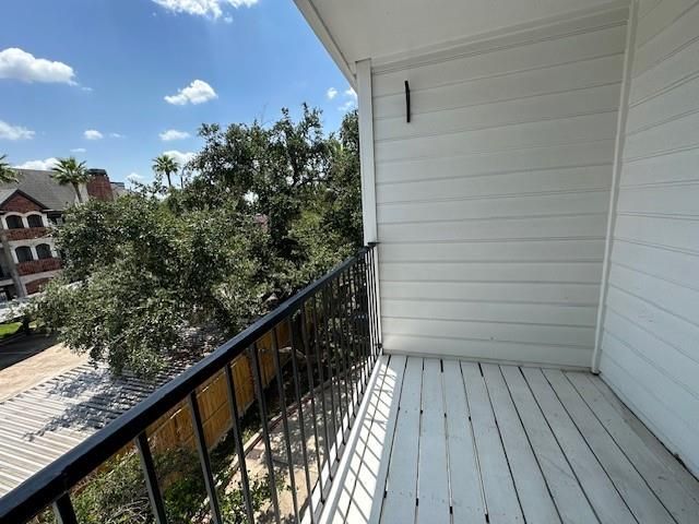 2333 Bering Drive 311, Houston, TX 77057