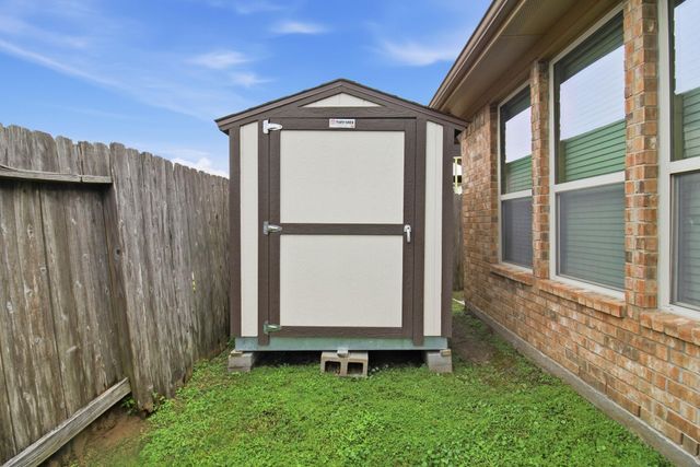 2511 Slice Right Circle, Houston, TX 77089