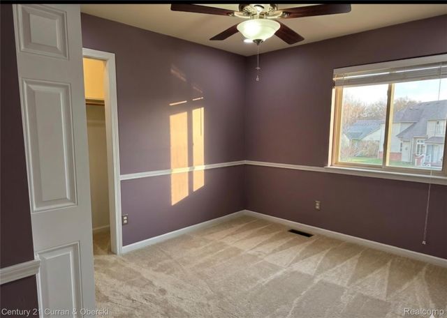 23756 Waterview Dr, Huron Charter Township, MI 48164