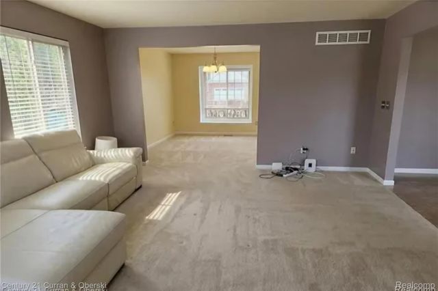 23756 Waterview Dr, Huron Charter Township, MI 48164