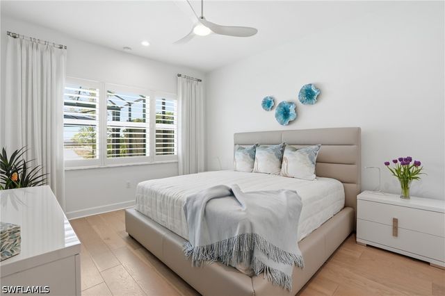 12352 Dahlia CT, Naples, FL 34120