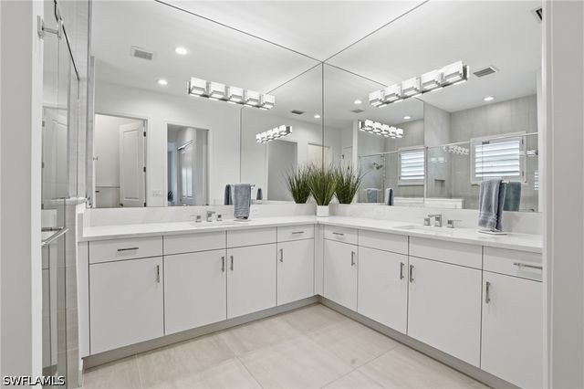 12352 Dahlia CT, Naples, FL 34120