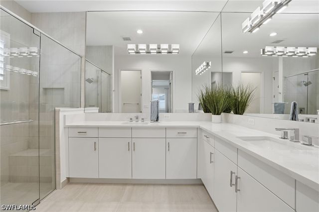 12352 Dahlia CT, Naples, FL 34120