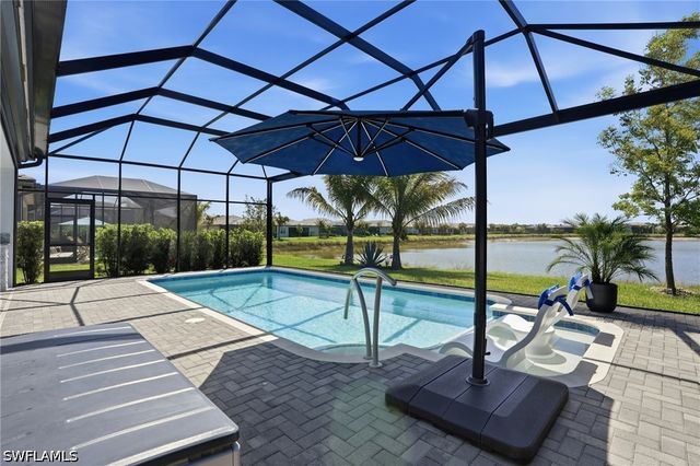 12352 Dahlia CT, Naples, FL 34120