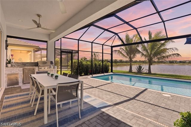 12352 Dahlia CT, Naples, FL 34120