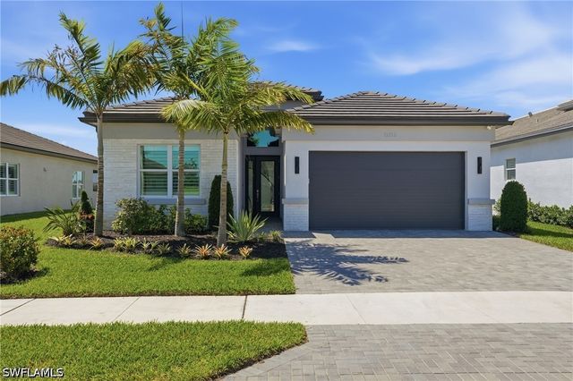 12352 Dahlia CT, Naples, FL 34120