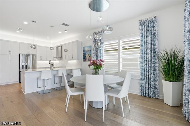 12352 Dahlia CT, Naples, FL 34120