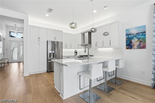 12352 Dahlia CT, Naples, FL 34120