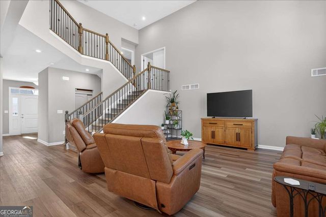 8110 Tavern Road, Ball Ground, GA 30107