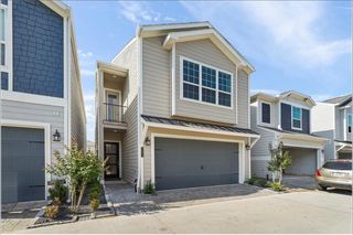 11013 Crescent Light Way, Houston, TX 77043