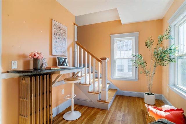 16 Arborough 2, Boston, MA 02131