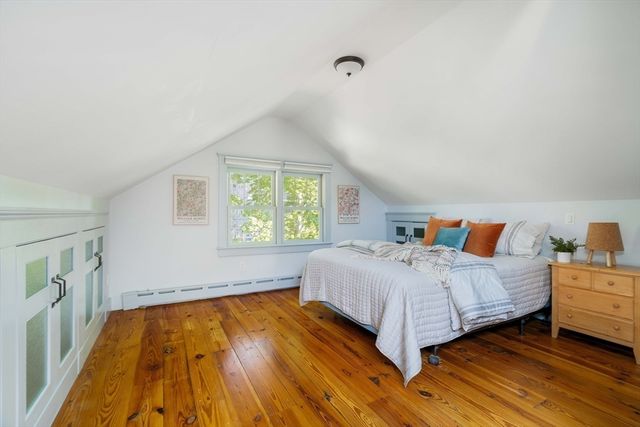 16 Arborough 2, Boston, MA 02131