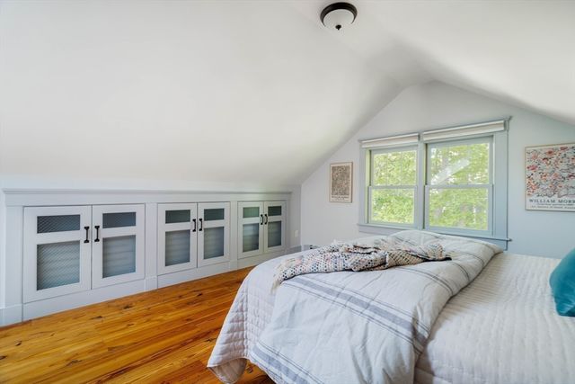 16 Arborough 2, Boston, MA 02131