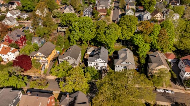 16 Arborough 2, Boston, MA 02131