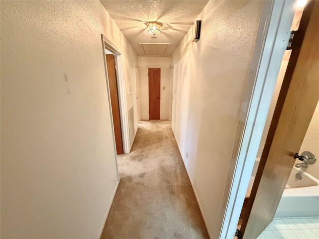 3 S Erik Drive, Angleton, TX 77515